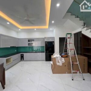 BIỆT THỰ MINI CẠNH NGỌC THỤY LONG BIÊN - 90M2- 4 TÂNG -- FULL NT - NHÀ MỚI 3 MẶT